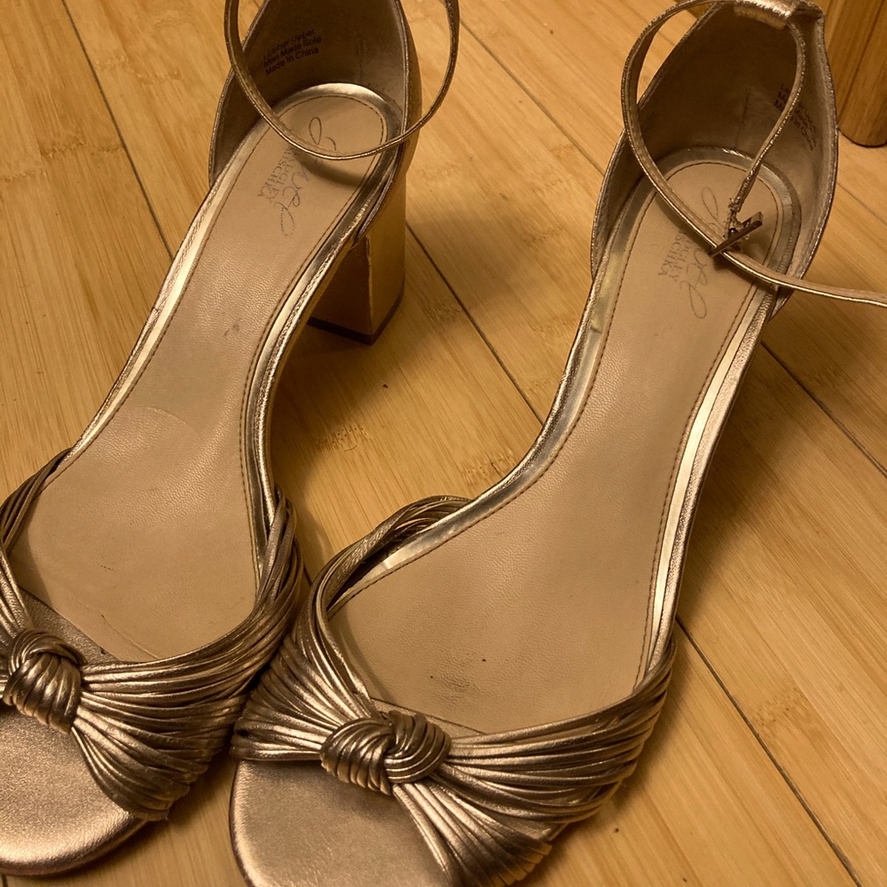 Jewel Badgley Mischka Heels